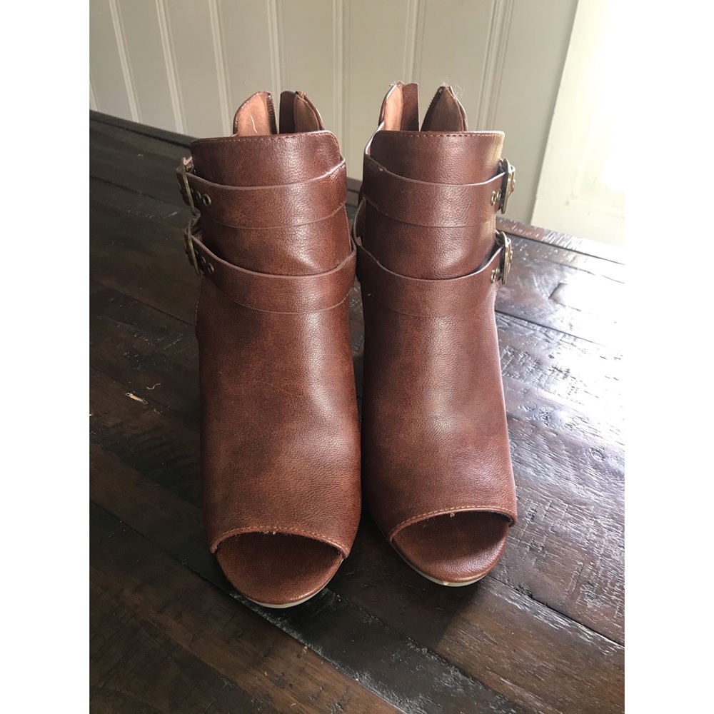 Women’s high heel open toe bootie